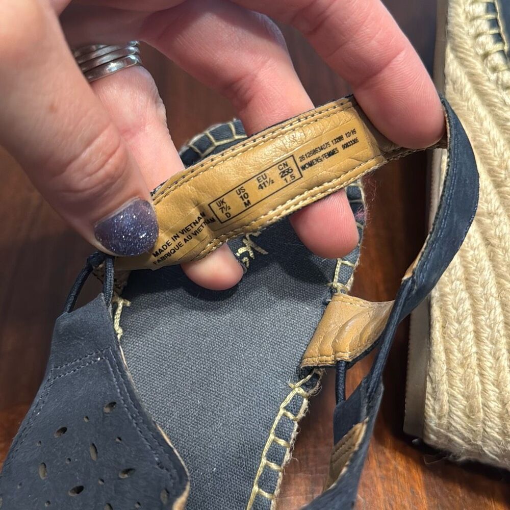 Clarks Artisan Petrina Navy Nubuck Wedges Espadri… - image 8